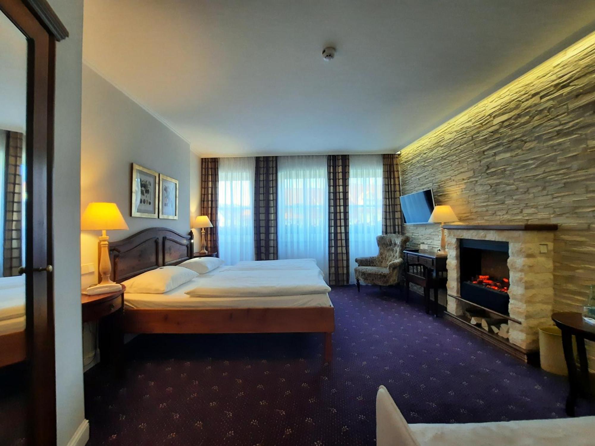 Hotel Unstruttal Freyburg Kültér fotó